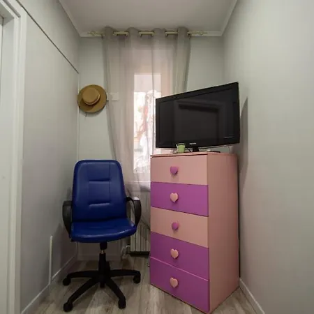 Apartment Materdei Metro Naples